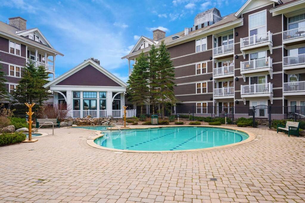 Allegheny Spring 326, Ski In Out, Pool Hottub Aparthotel Snowshoe Exterior photo